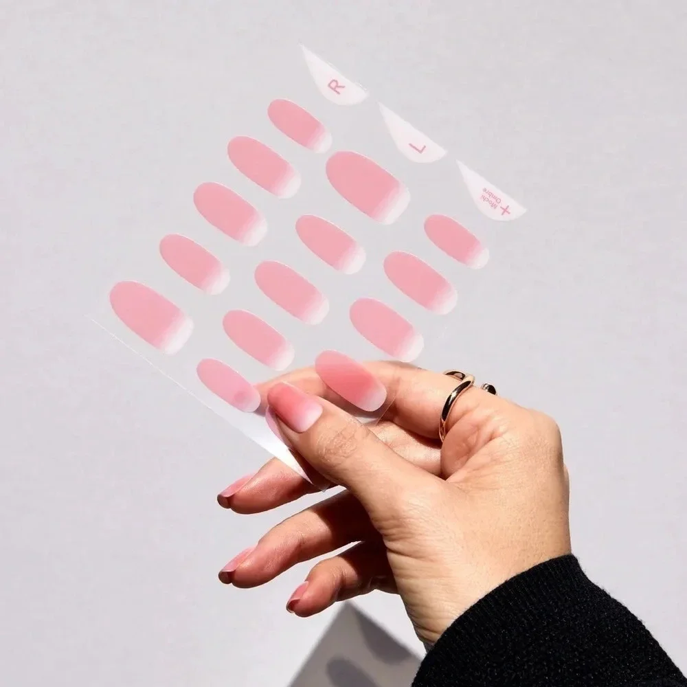 Manime STANDARD-SIZE STICK-ON GELS IN MOCHI OMBRE